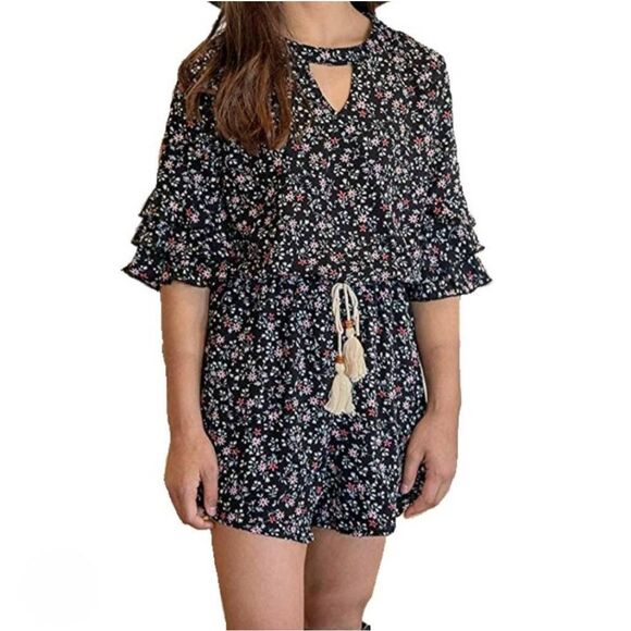 Smukke Floral Romper - Picture 1 of 9